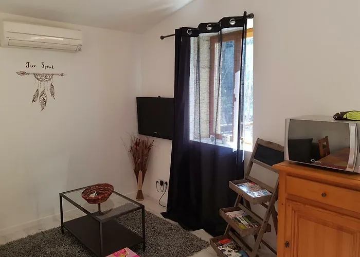 Chemin De La Carquette